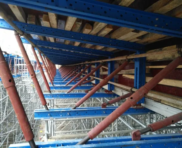 Guiyang Shuanglong Port Construction Economic Development Zone Jianshe Avenue Road Project
