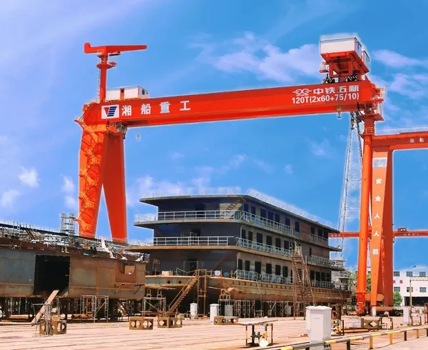 Xiangchuan Heavy Industry Shipyard Crane Project